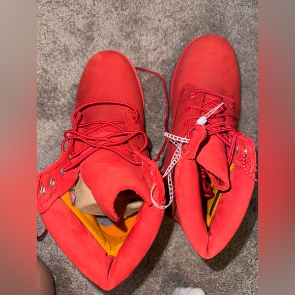 Red Timberlands new without box size 7 men size 8.5 women - Picture 2 of 6